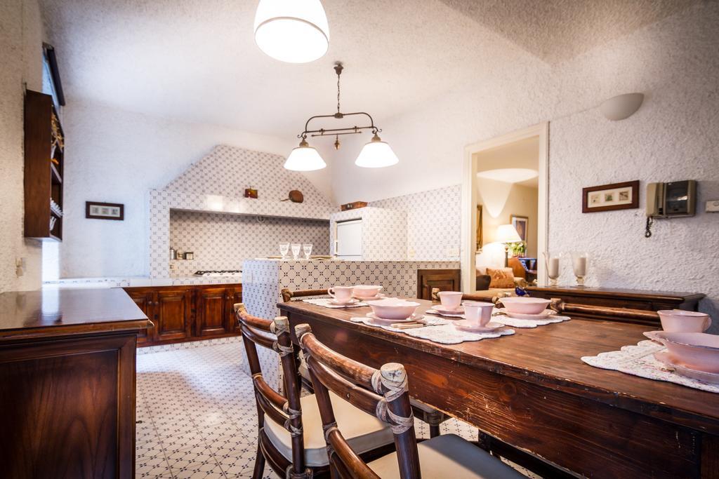 Lake Charming Apartment Cernobbio Room photo