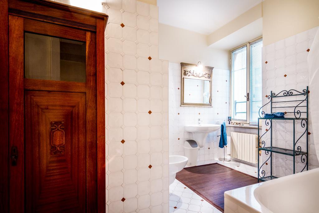 Lake Charming Apartment Cernobbio Room photo